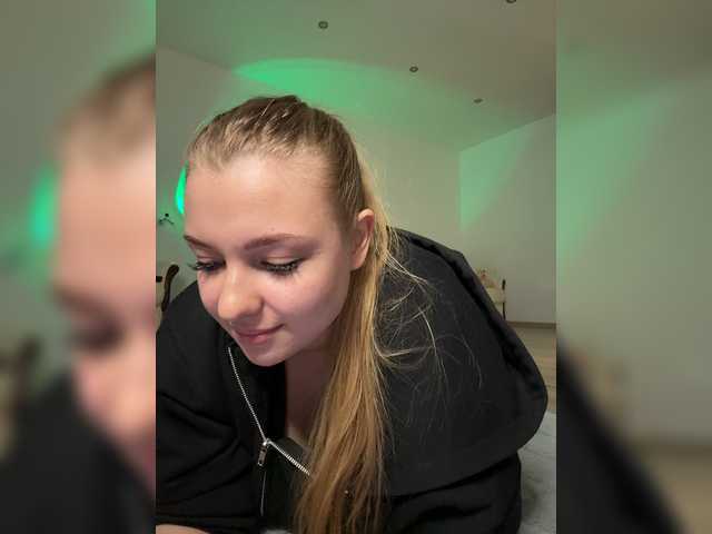  jucieLussie chat room