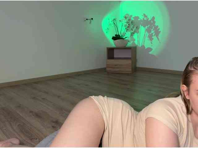 jucieLussie Sex Cam Show