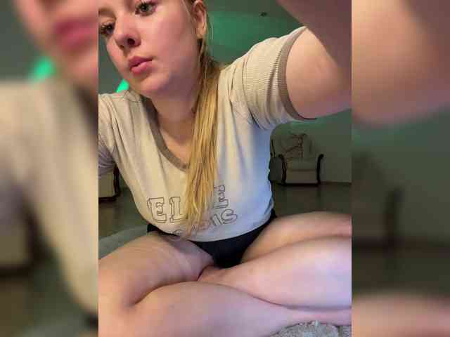 jucieLussie webcam