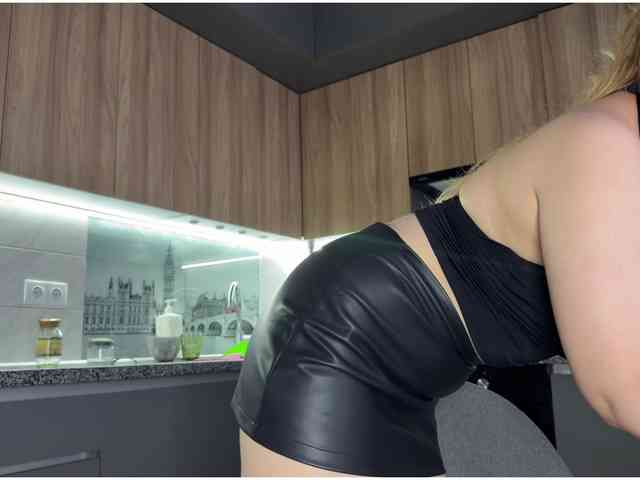 jucieLussie webcam