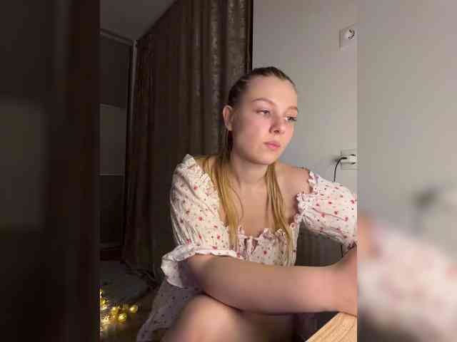 jucieLussie webcam