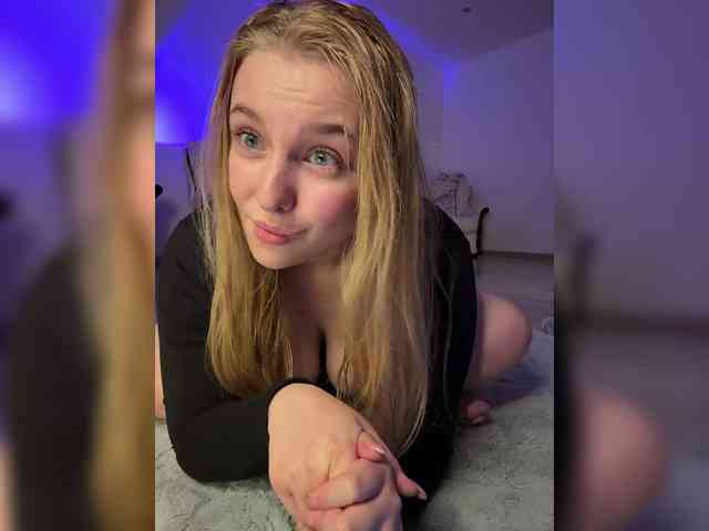 jucieLussie webcam
