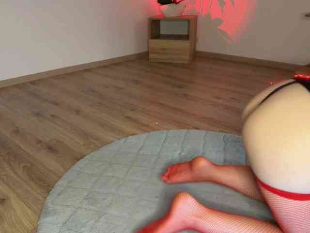 jucieLussie webcam