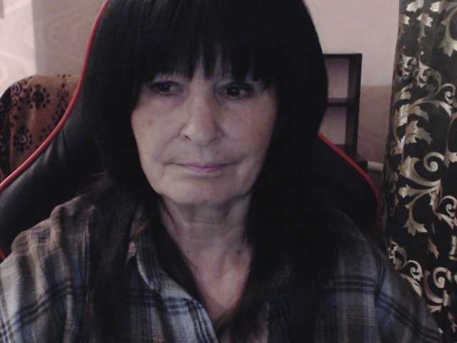 KatarinaGloss live cam on BongaCams