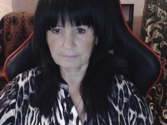 KatarinaGloss live cam on BongaCams