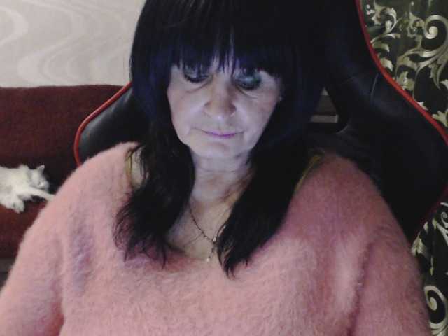 KatarinaGloss live cam on BongaCams