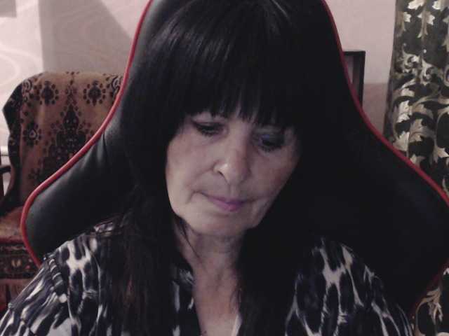 KatarinaGloss live cam on BongaCams