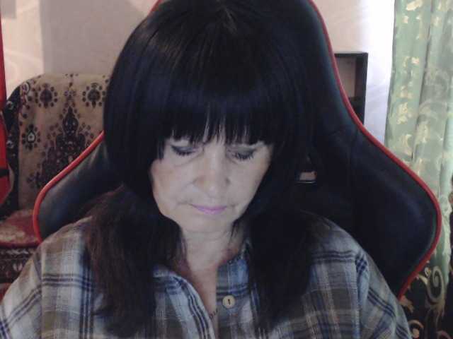 KatarinaGloss live cam on BongaCams