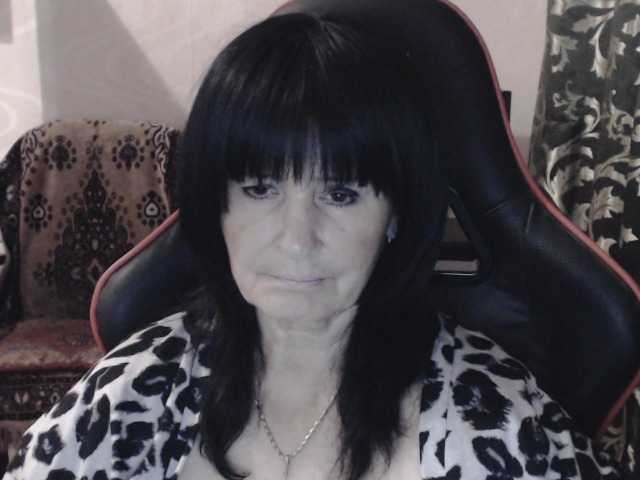 KatarinaGloss live cam on BongaCams