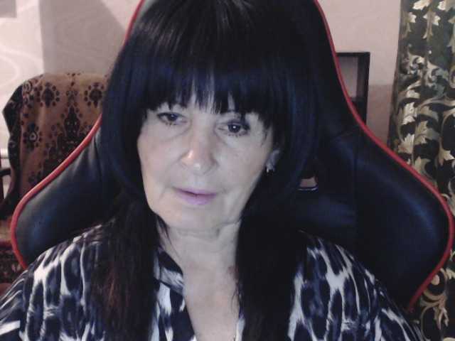 KatarinaGloss live cam on BongaCams