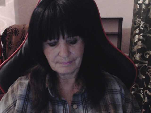 KatarinaGloss live cam on BongaCams
