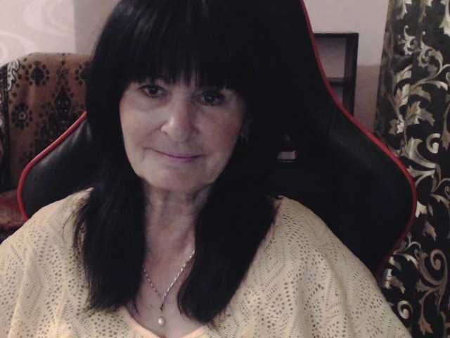 KatarinaGloss live cam on BongaCams