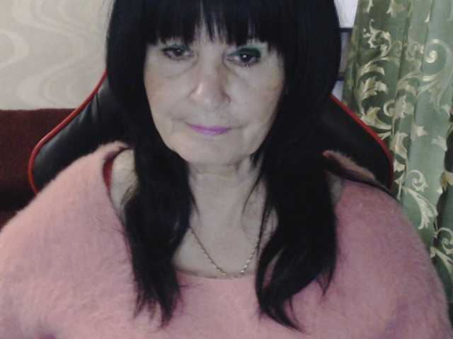KatarinaGloss live cam on BongaCams