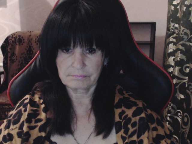 KatarinaGloss live cam on BongaCams