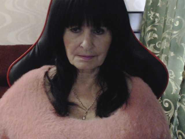 KatarinaGloss live cam on BongaCams