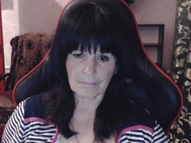 KatarinaGloss live cam on BongaCams