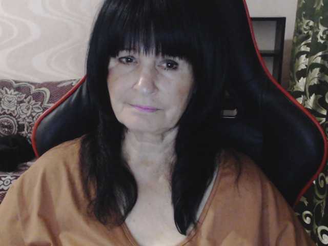 KatarinaGloss live cam on BongaCams