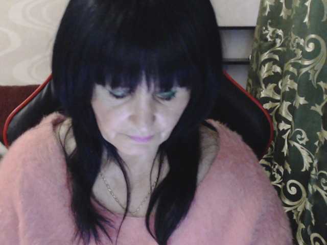 KatarinaGloss live cam on BongaCams