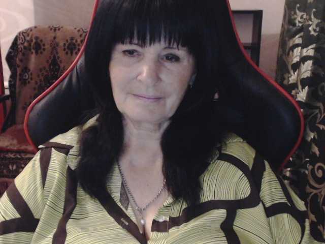 KatarinaGloss live cam on BongaCams