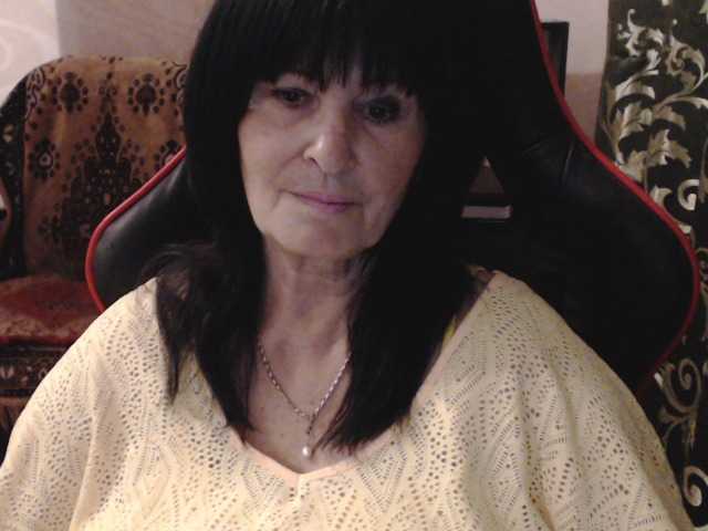 KatarinaGloss live cam on BongaCams