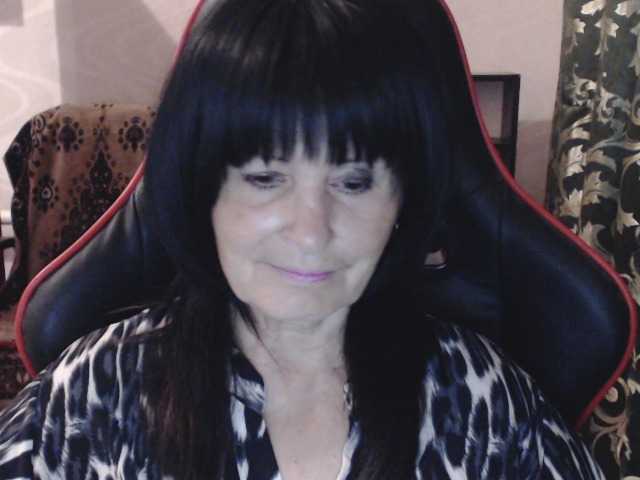KatarinaGloss live cam on BongaCams