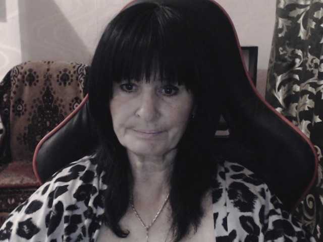 KatarinaGloss live cam on BongaCams
