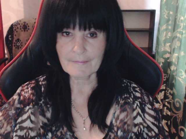 KatarinaGloss live cam on