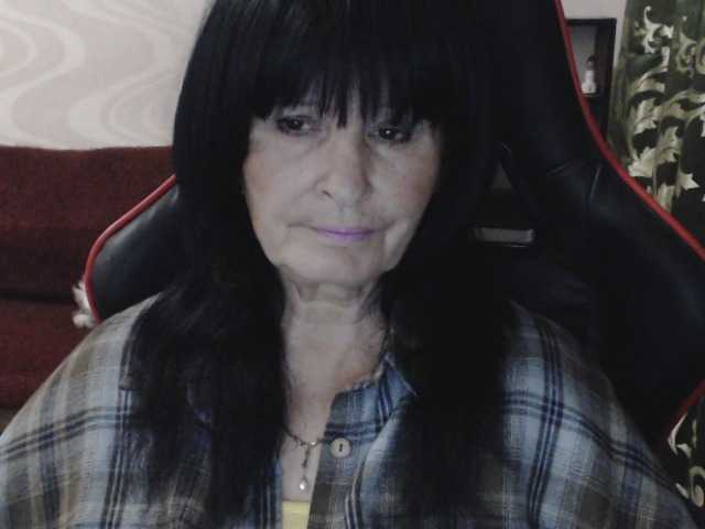 KatarinaGloss live cam on BongaCams
