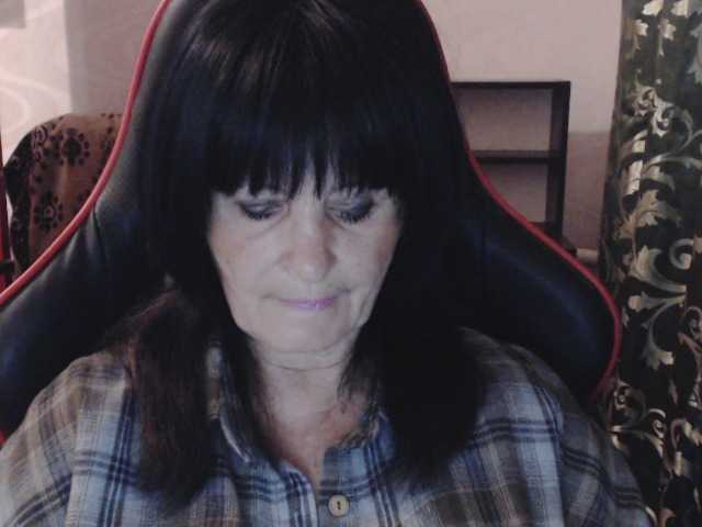 KatarinaGloss live cam on BongaCams