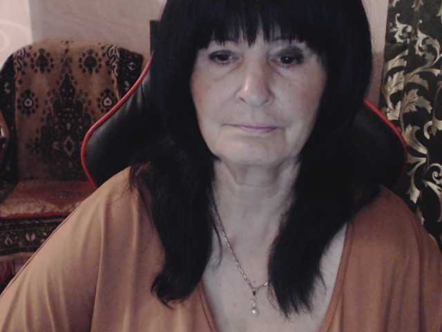 KatarinaGloss live cam on BongaCams