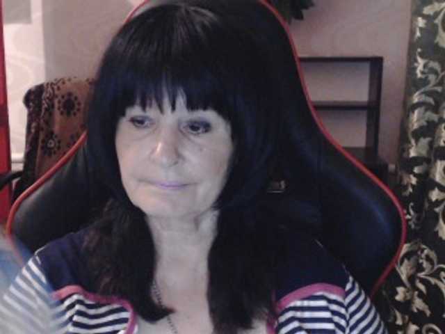 KatarinaGloss live cam on BongaCams