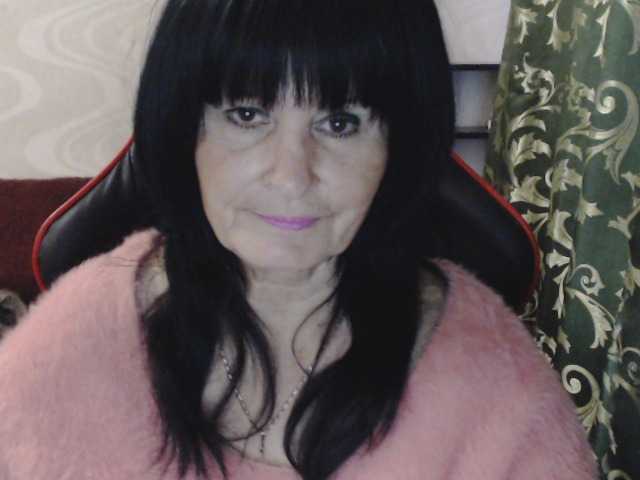 KatarinaGloss live cam on BongaCams