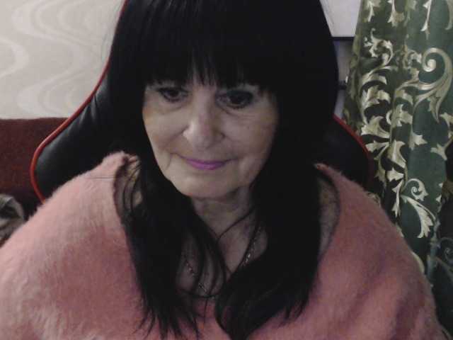 KatarinaGloss live cam on BongaCams