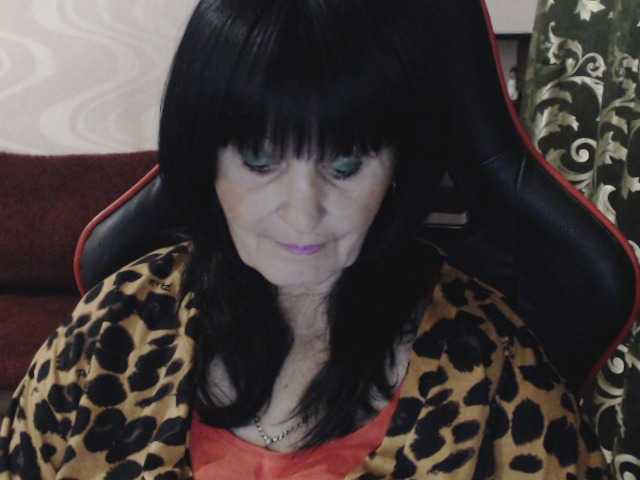 KatarinaGloss live cam on BongaCams