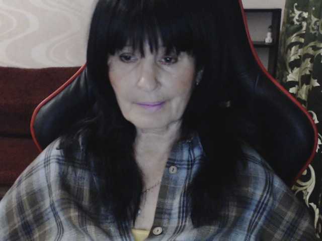 KatarinaGloss live cam on BongaCams
