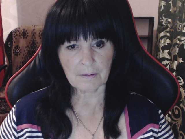 KatarinaGloss live cam on BongaCams