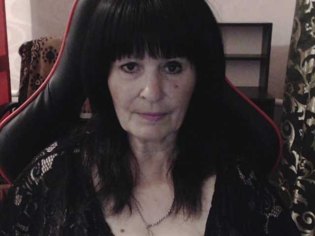 KatarinaGloss live cam on BongaCams