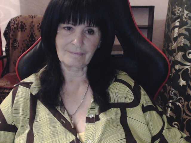 KatarinaGloss live cam on BongaCams