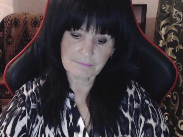 KatarinaGloss live cam on BongaCams