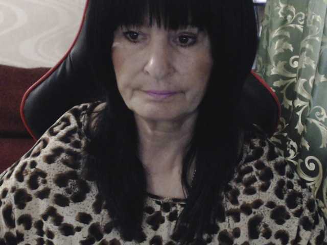 KatarinaGloss live cam on BongaCams