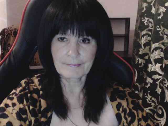 KatarinaGloss Live Webcam on BongaCams
