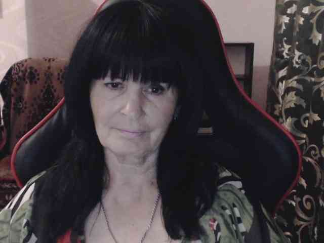 KatarinaGloss Live Webcam on BongaCams