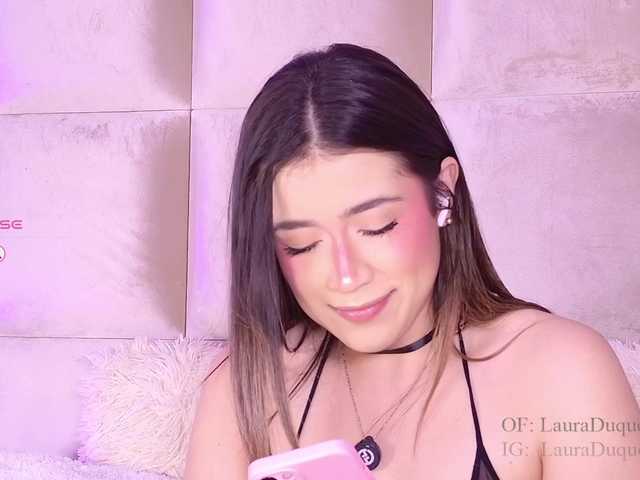le modèle Kassia-Rogers est en webcam porno dans un show sur le site bongacams, il possède les tags suivants: Latino/Hispanic,Brunette,Shaved