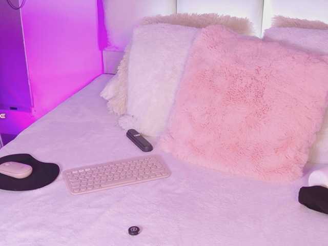 Kassia-Rogers live cam on BongaCams