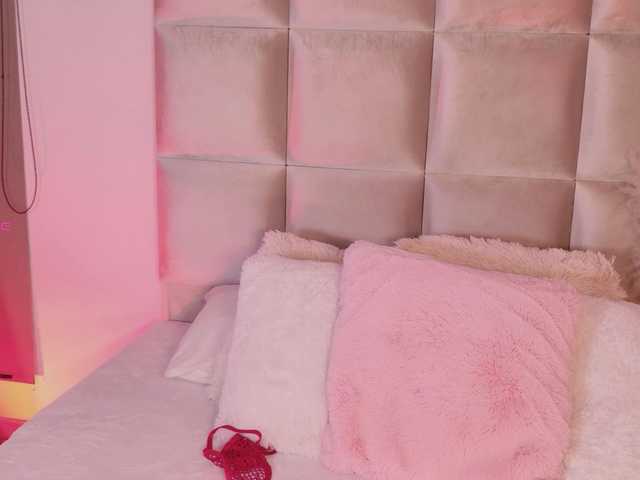 Kassia-Rogers live cam preview