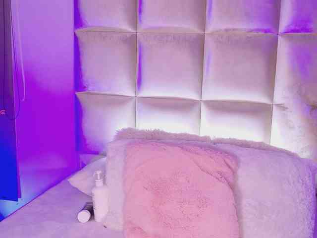 Kassia-Rogers webcam
