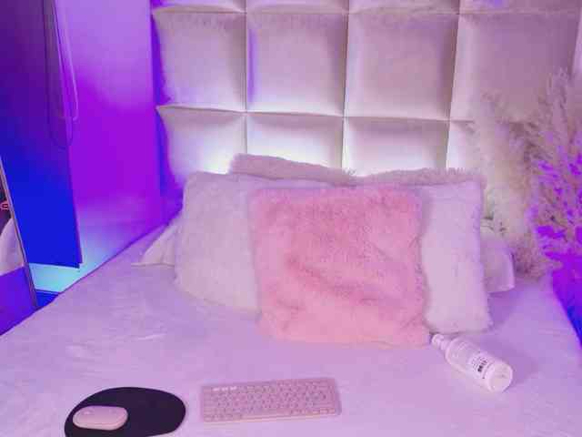 Kassia-Rogers webcam
