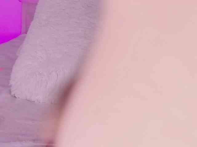 Kassia-Rogers webcam