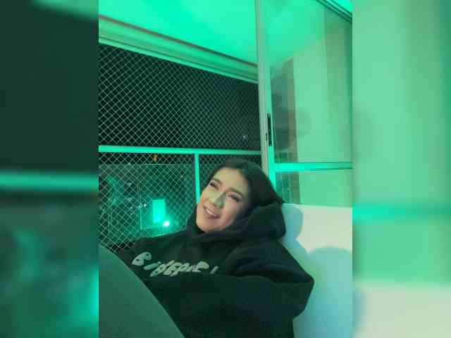 Kassia-Rogers webcam