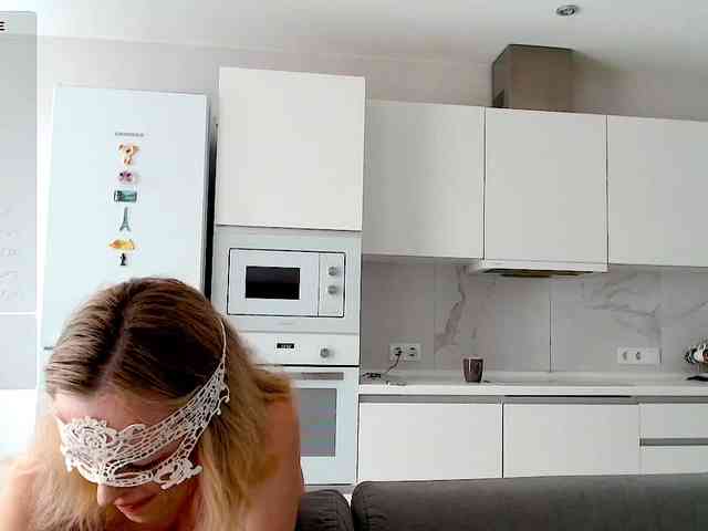 Yamajca's cam show statistics and live stream